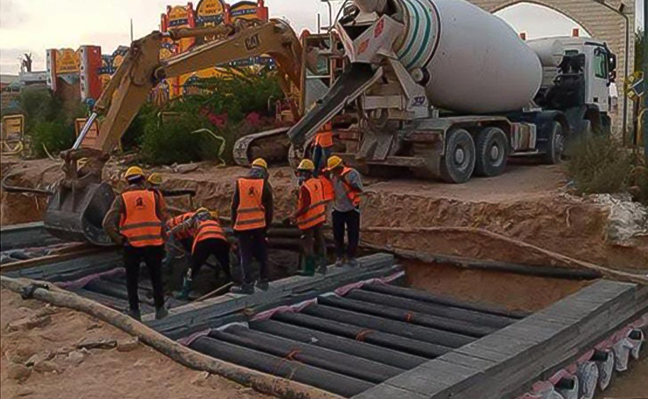 اثناء صب العداية الخرسانية